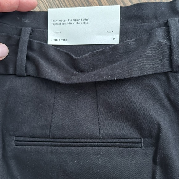 Ann Taylor new with tags scalloped shorts in black w side zip n slash pockets - Picture 5 of 14